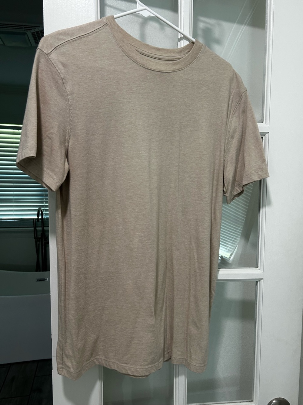 Goodfellow & Co Short-Sleeve Crewneck Every Wear T-Shirt in Taupe Beige Medium